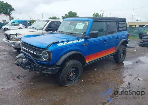 2022 Ford Bronco Black Diamond из США, поврежденный, VIN 1FMEE5DP7NLB05406